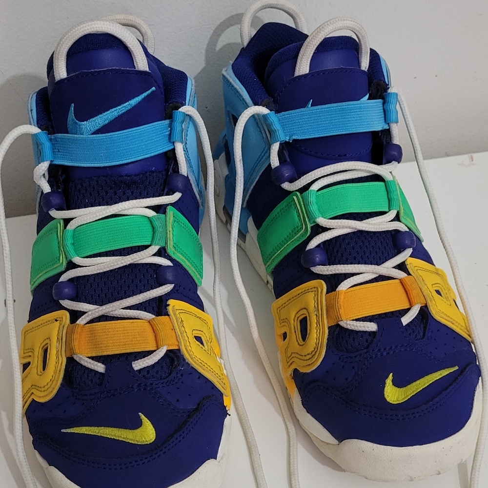Nike Kids Air More Uptempo (Big Kids)
